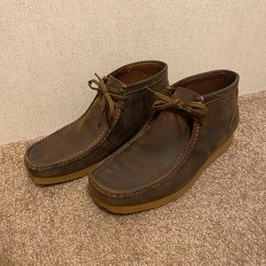 Clark’s wallabies size 11.5